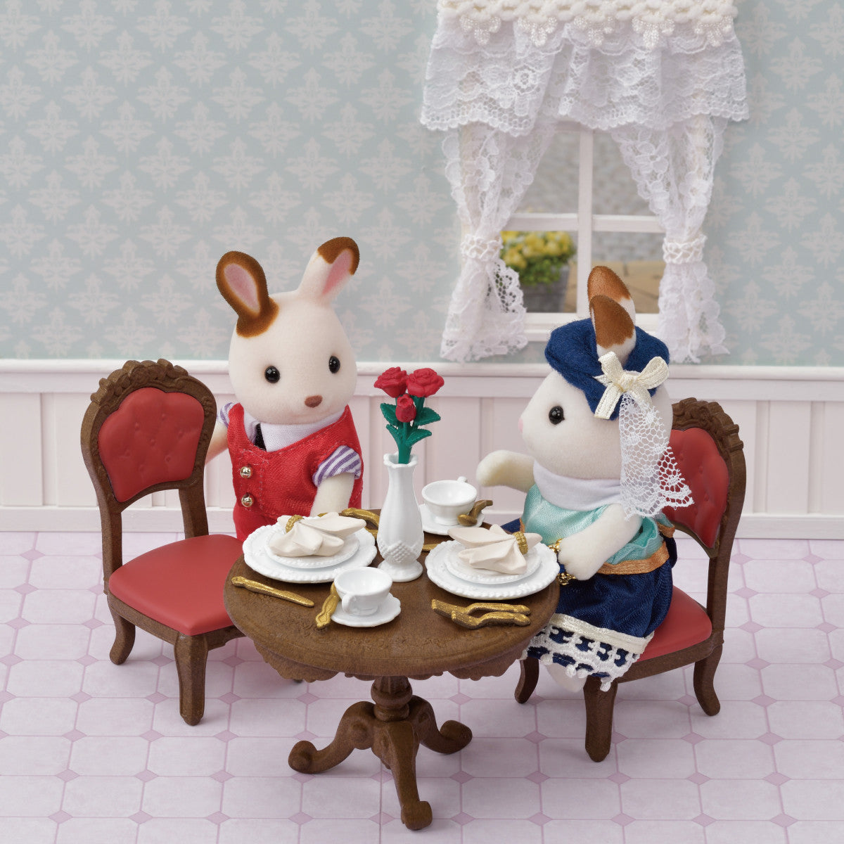 Calico Critters - Chic Dining Table Set