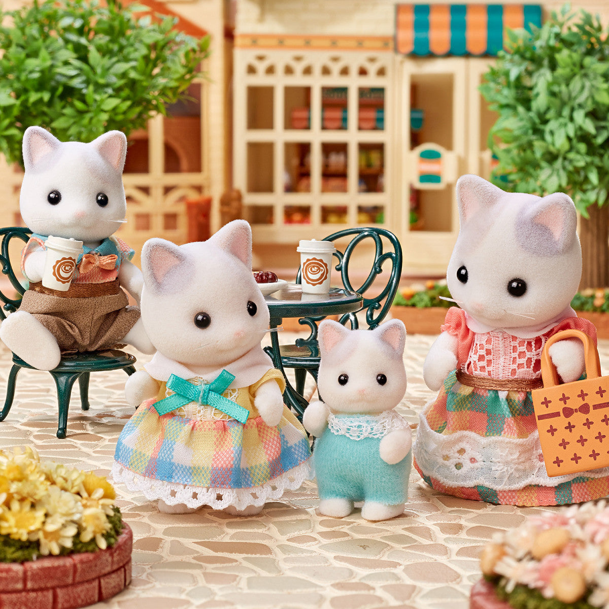 Calico Critters - Latte Cat Family