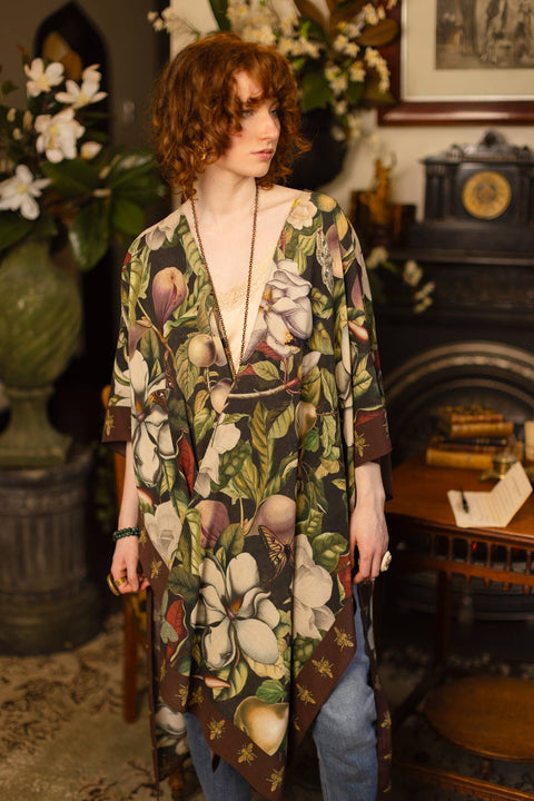 Starduster Kimono - Fleur De Lune Goddess with Florals & Bees