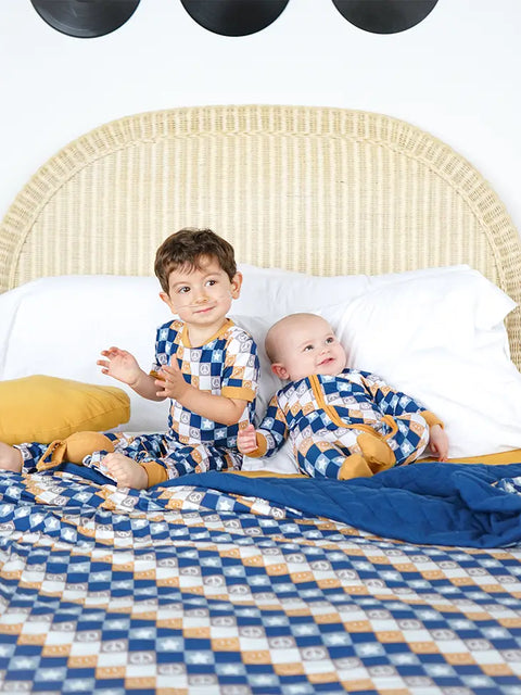 Quilt (Twin) - Happy Daze Blue