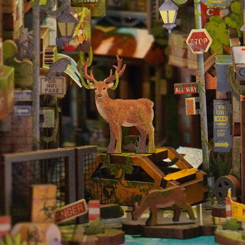 DIY Book Nook Kit - Haven Zero with Dust Cover