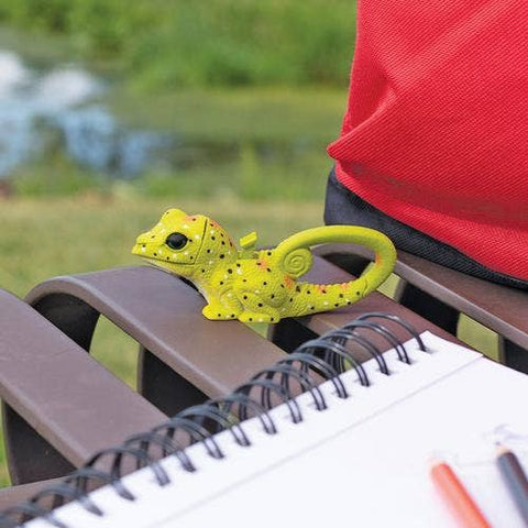 Flashlight - Green Lizard Carabiner