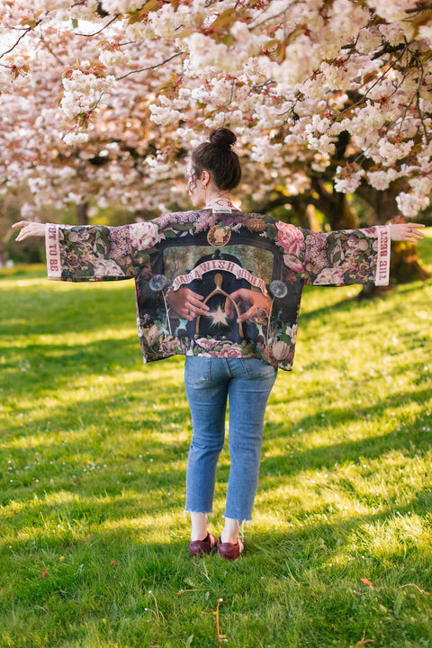 Pixie Duster Cropped Kimono - A Wish w/ Wishbone Dandelion