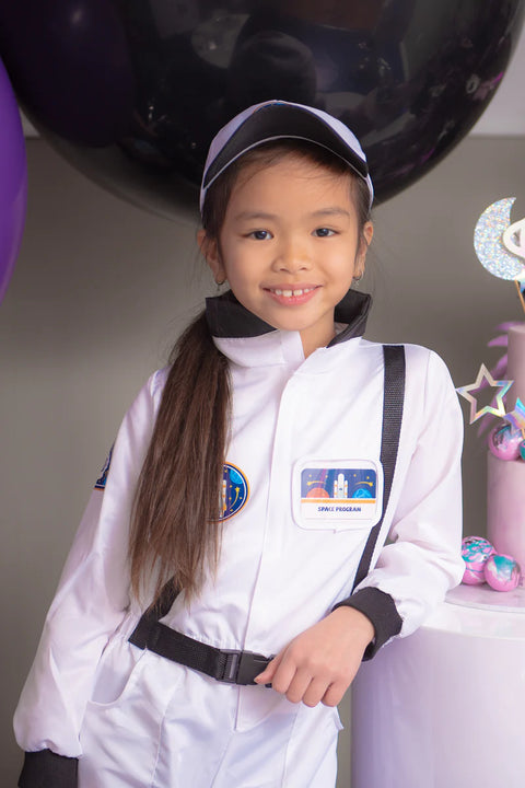 Dress Up - Astronaut