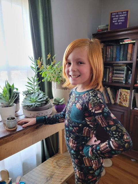 2 Piece Pajamas (Long Sleeve) - Herbology