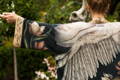 Pixie Crop Kimono - Under My Wing Swan & feathers