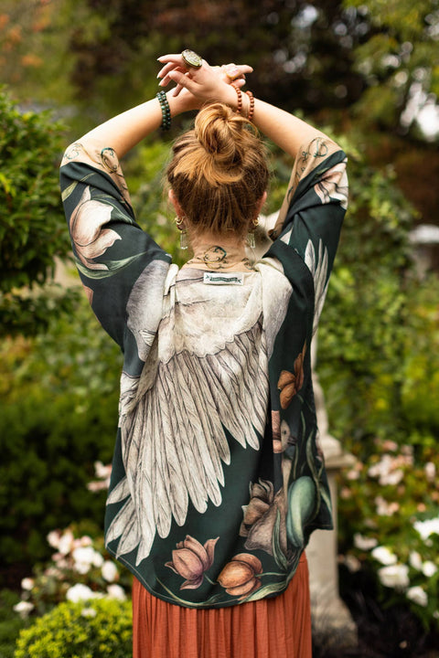 Pixie Crop Kimono - Under My Wing Swan & feathers