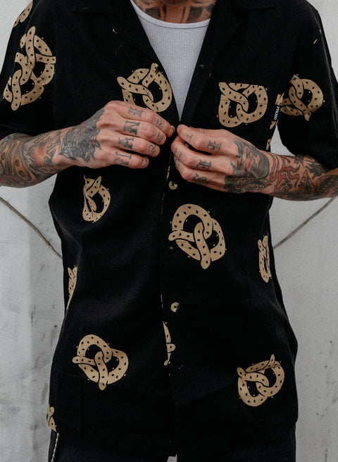 Casual Button Down Shirt (Unisex) - Don't Get It Twisted Pretzel
