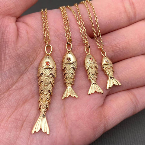 Necklace - Swinging Tail Fish (3 Scales)