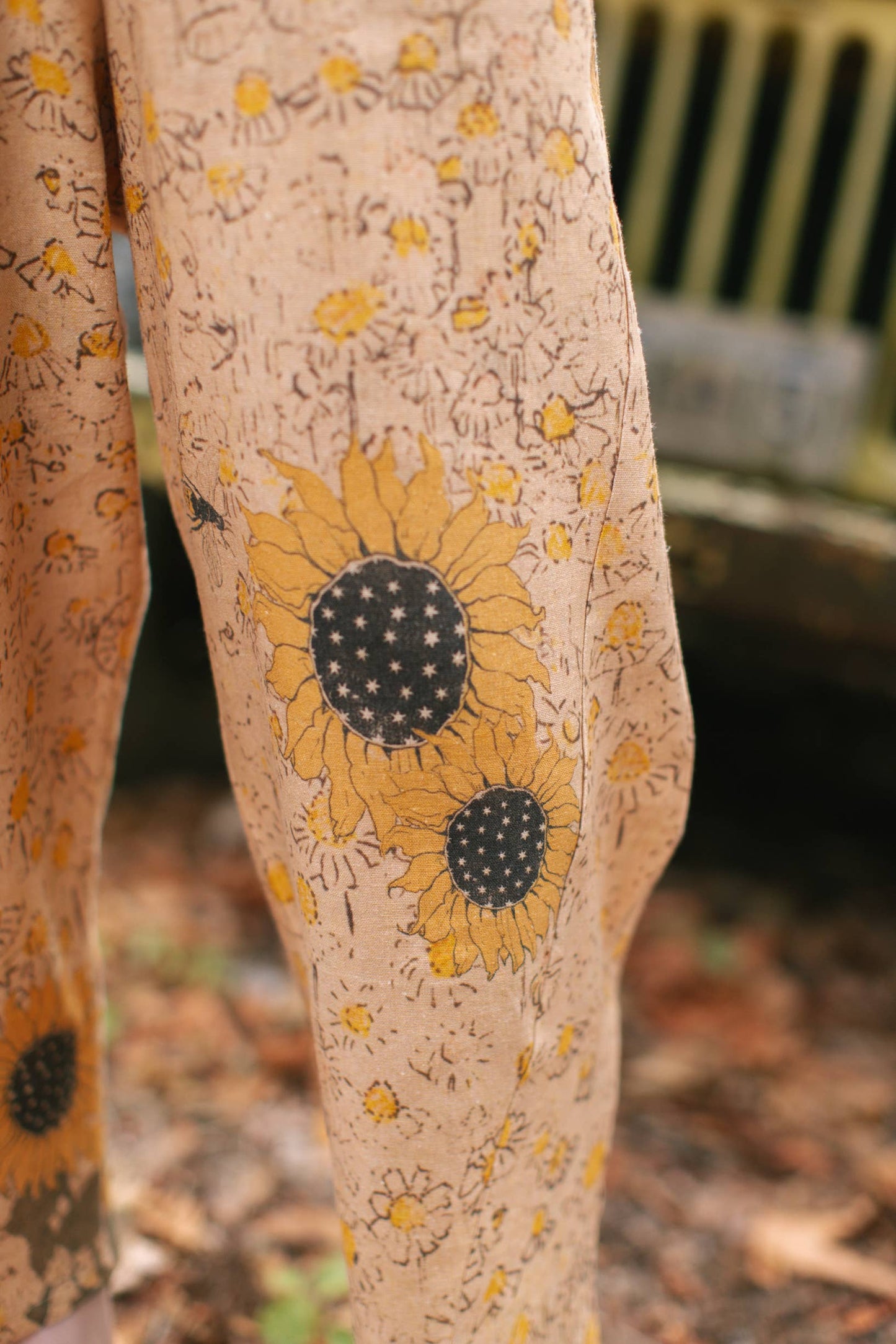Milk & Honey Boho Linen Cropped Pants - Bee Sunflower