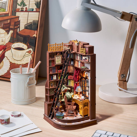 DIY Book Nook Kit - Silent Corner Study