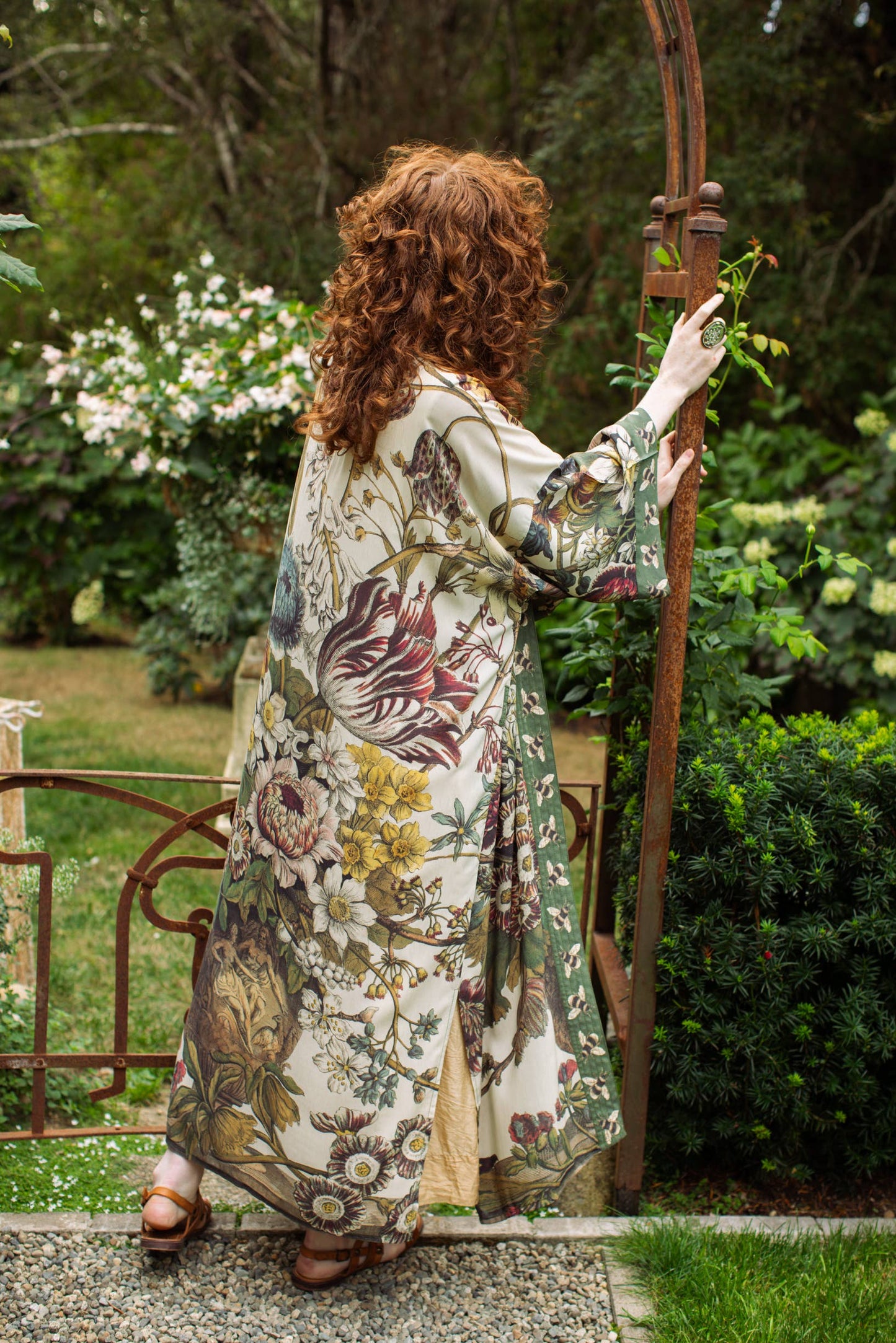 Opera Bamboo Kimono Duster Robe - Love Grows Wild with Bees