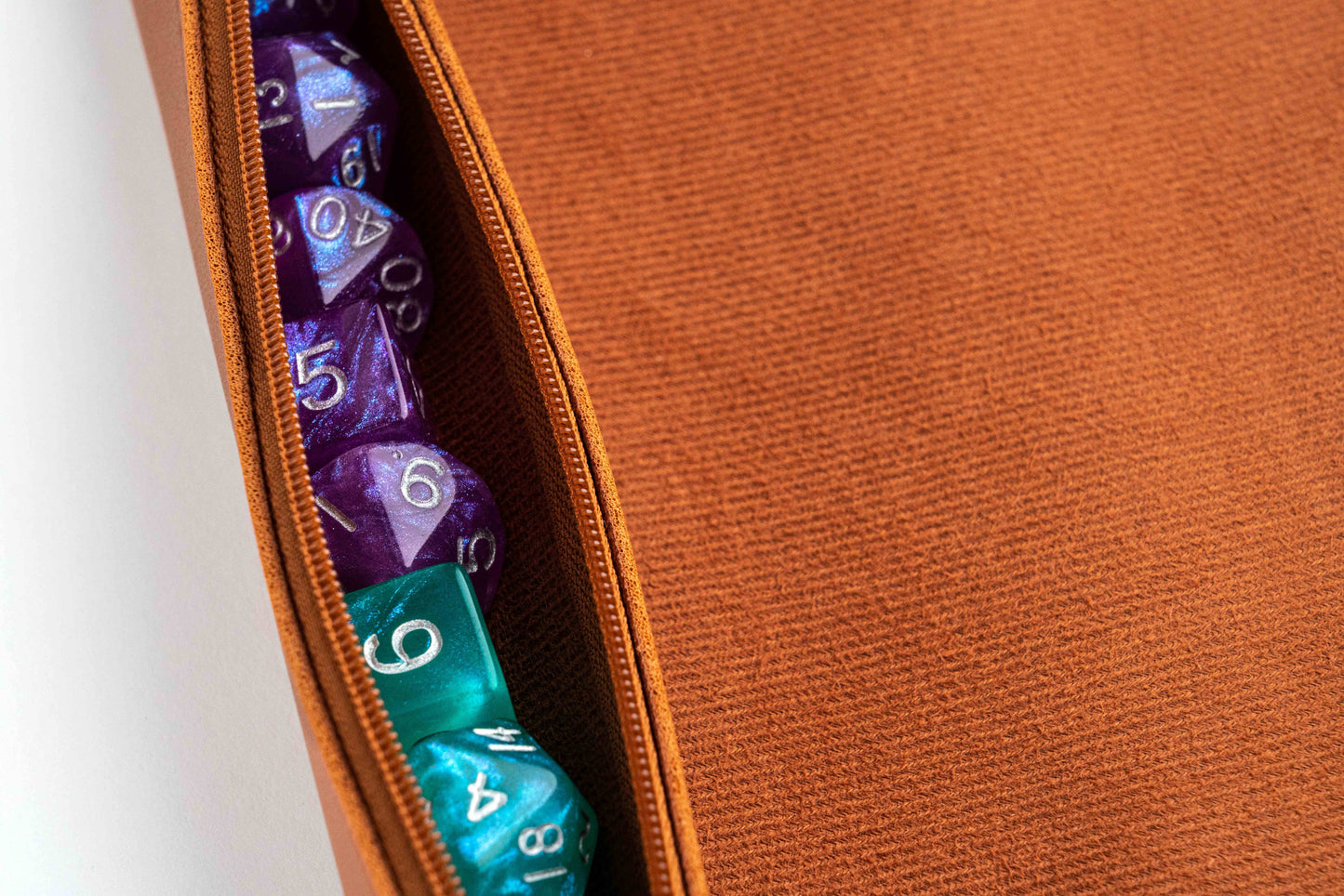 Dice Mat & Carrying Case - Brown