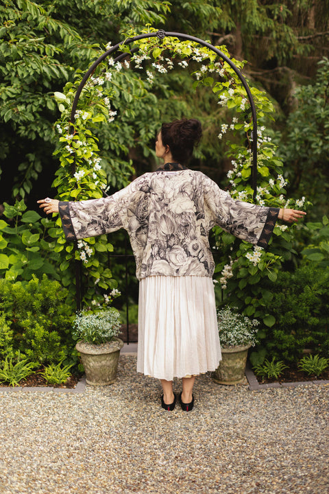 Pixie Duster Crop Kimono - Honey & The Moon with Florals & Bees