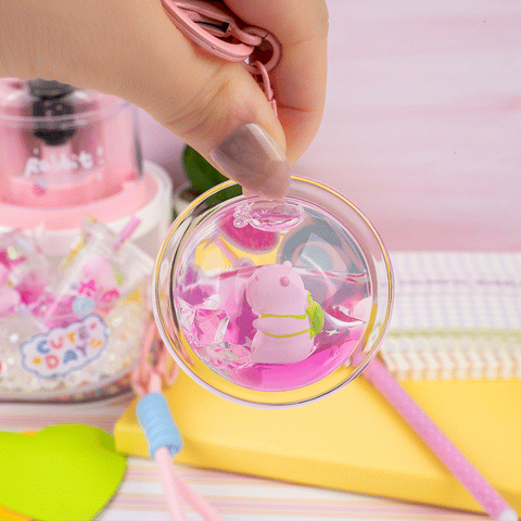 Sensory Keychain - Capybara Cuties Liquid Effect: Round Ball