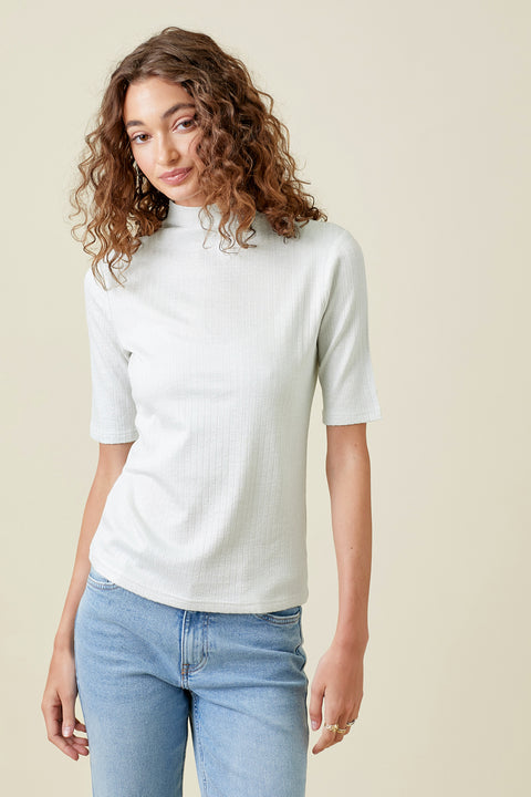 Top - Shiny Mock Neck Pearl