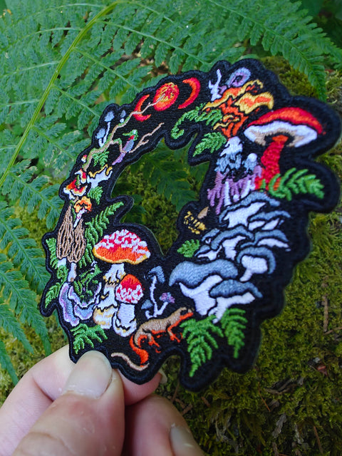 Embroidered Patch - Mushroom Fairy Ring
