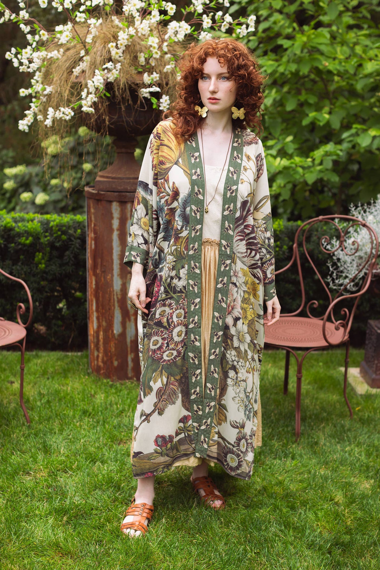 Opera Bamboo Kimono Duster Robe - Love Grows Wild with Bees