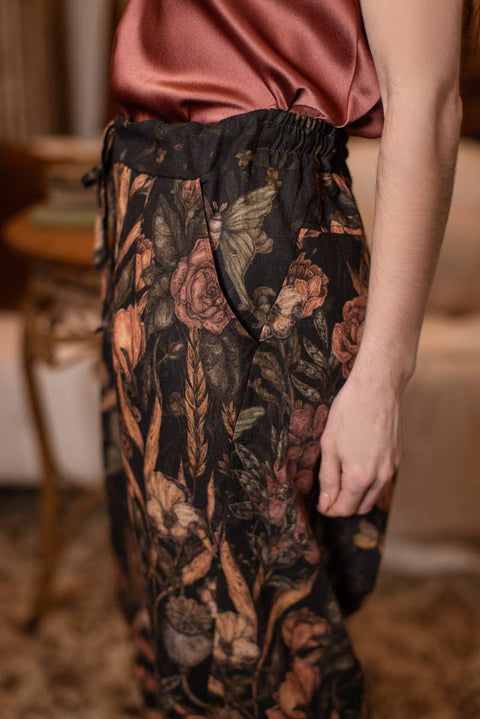 Linen Crop Artist Pant - Momento with Floral Print & Skull
