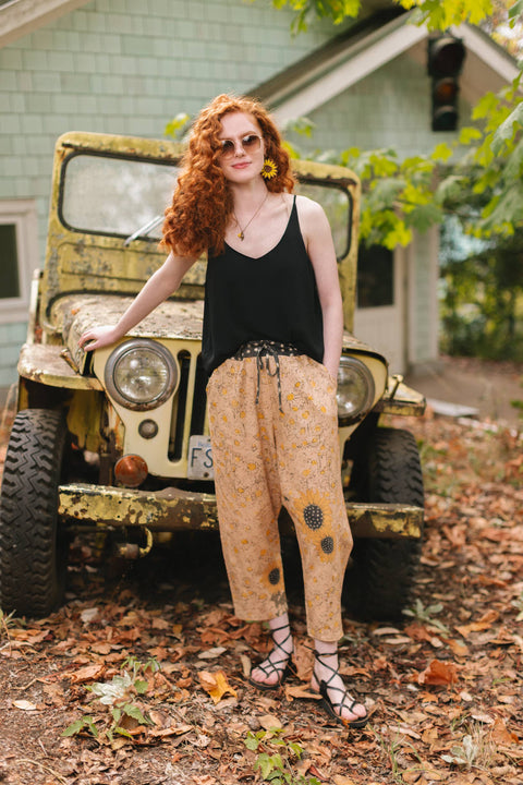 Milk & Honey Boho Linen Cropped Pants - Bee Sunflower