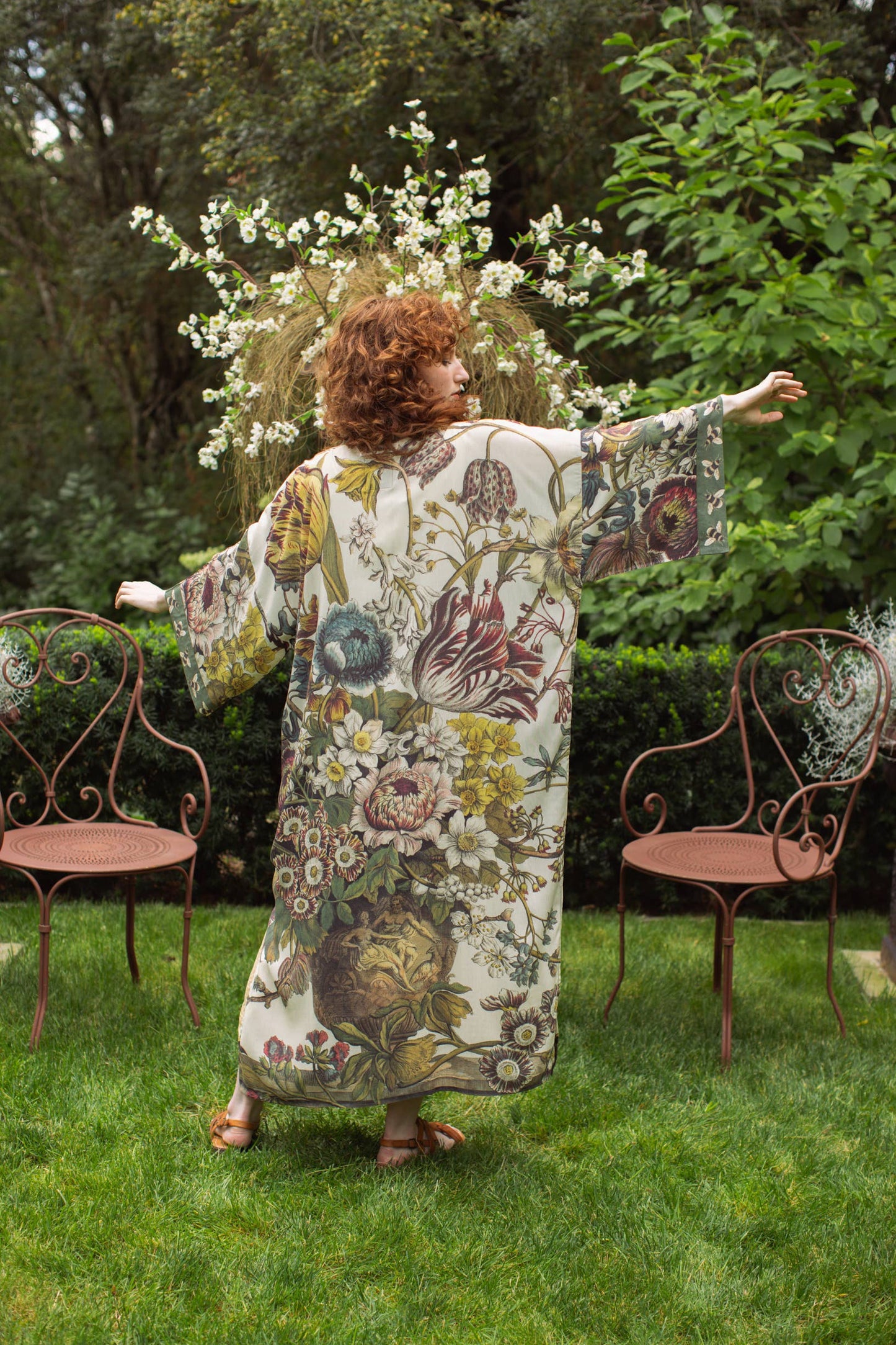 Opera Bamboo Kimono Duster Robe - Love Grows Wild with Bees