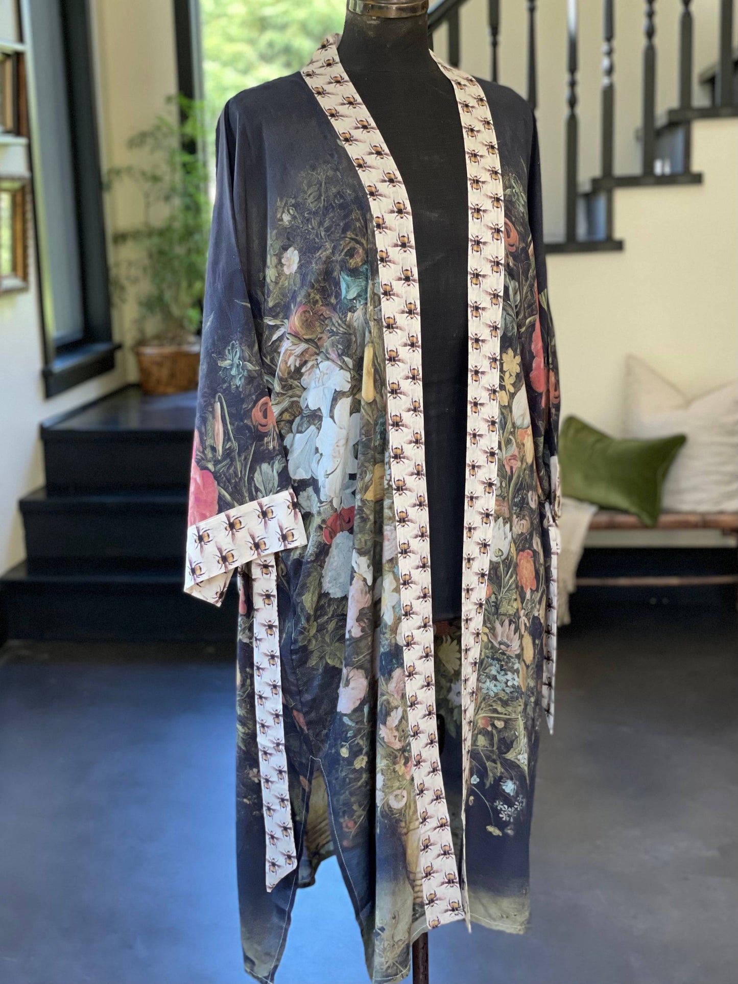 Bamboo Duster Kimono Robe - I Dream In Flowers Bees