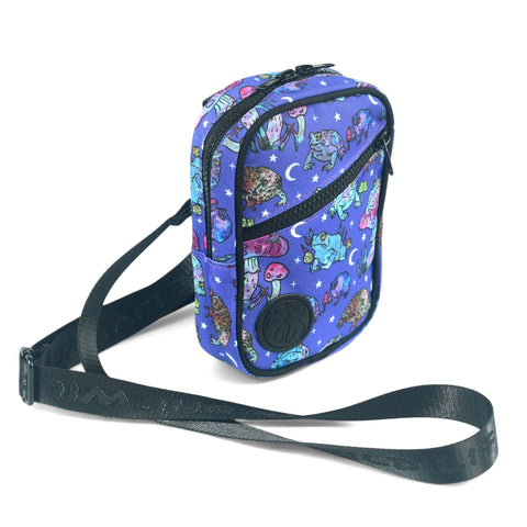 Snapshot Crossbody 2.0 - Grumpy Toads
