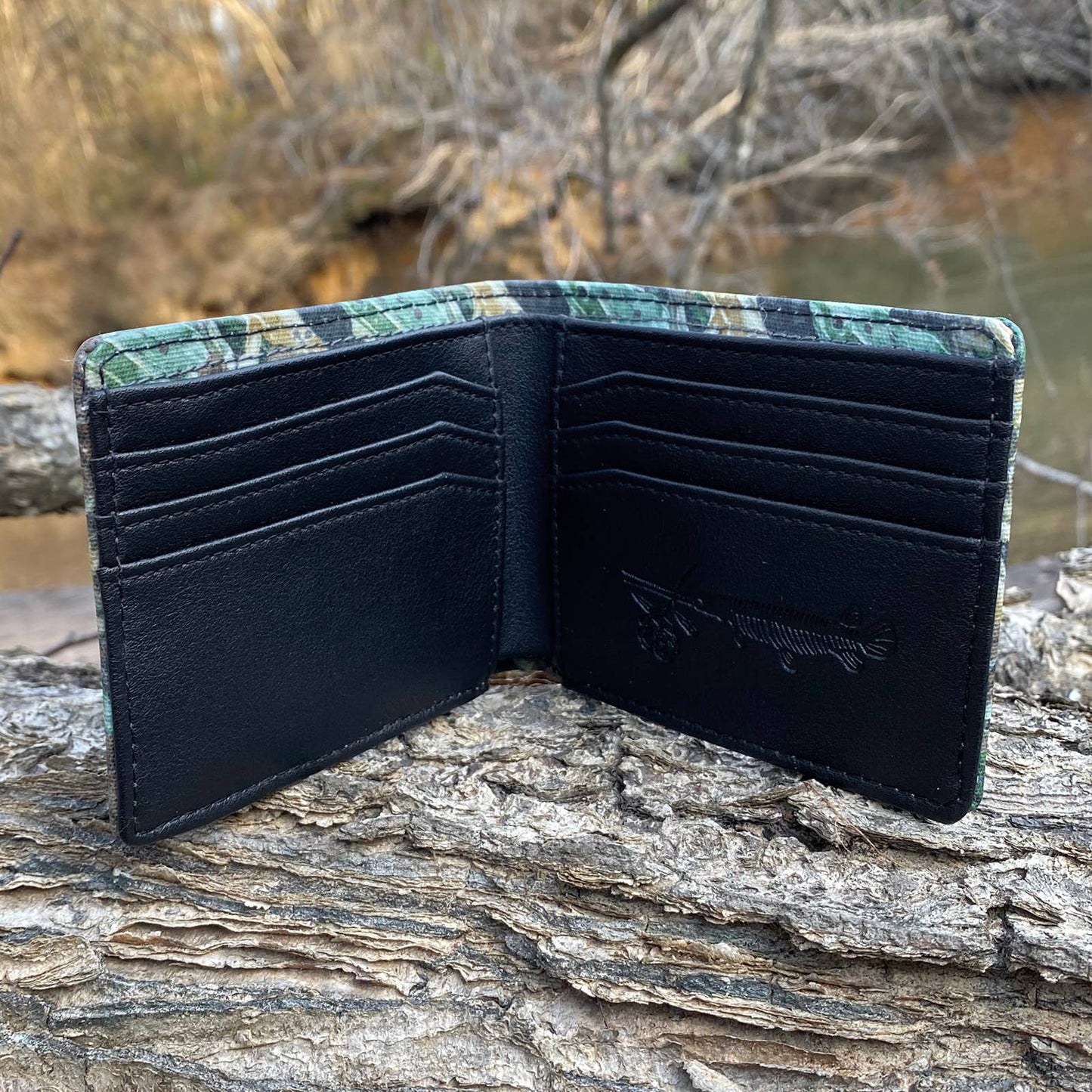 Bifold Wallet - Camoufrogs