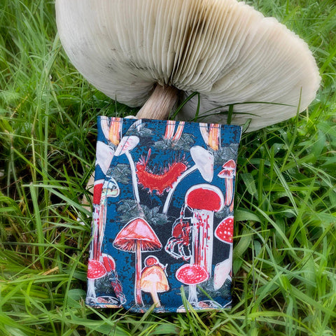 Trifold Wallet - Mush Love