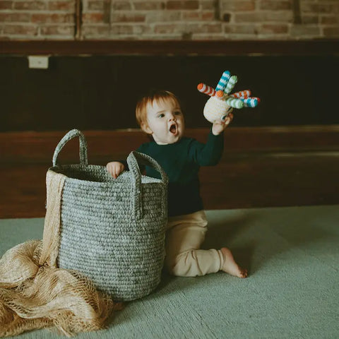 Yarn Rattle - Rainbow Octopus