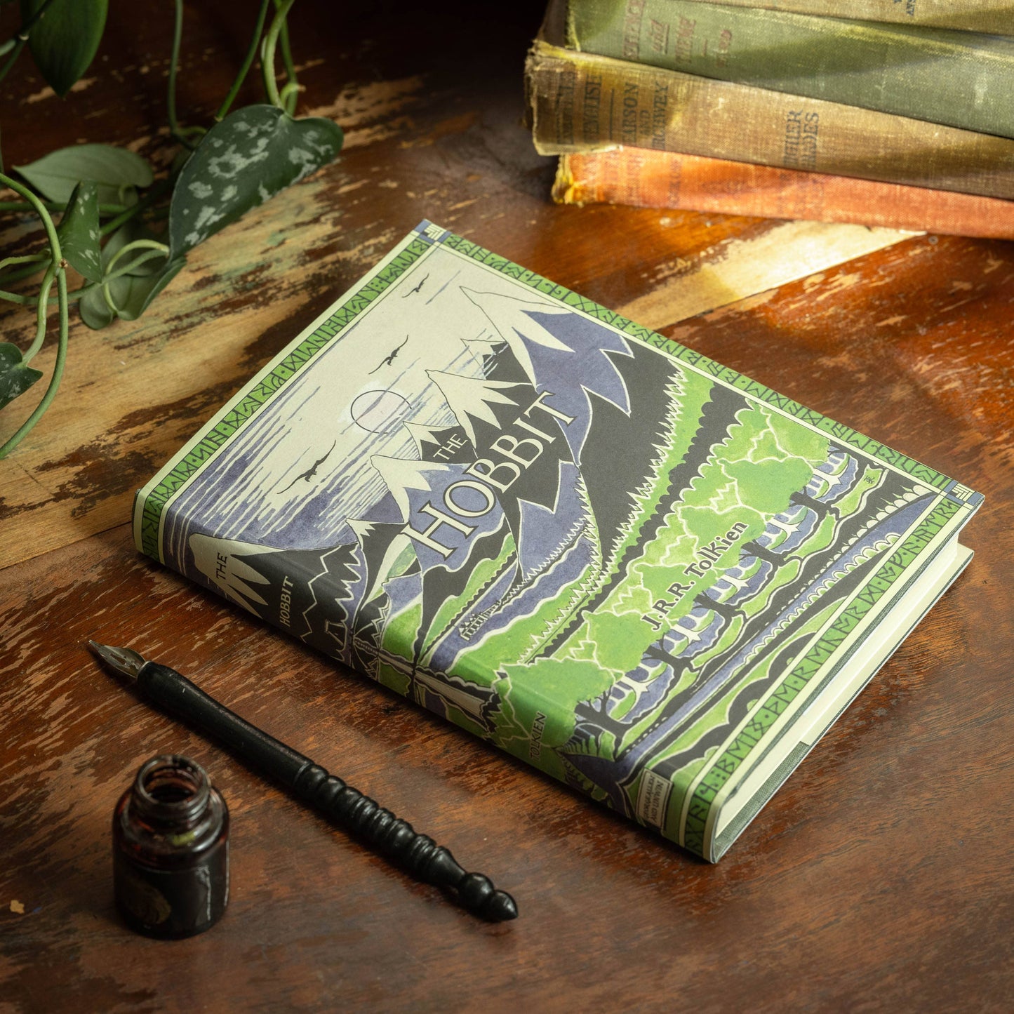 Journal - The Hobbit (with Dust Jacket)