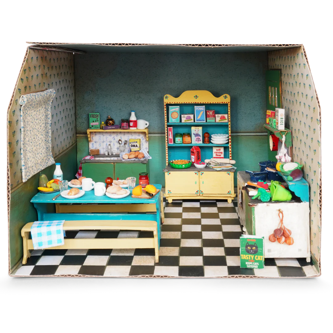 Play Set - Sam & Julia Cardboard Kitchen