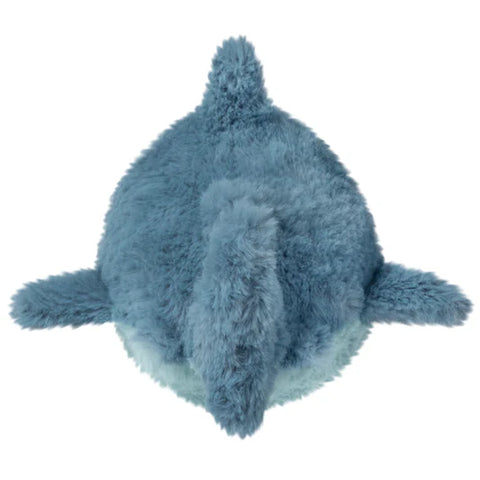 Back view of the stuffed megalodon shark