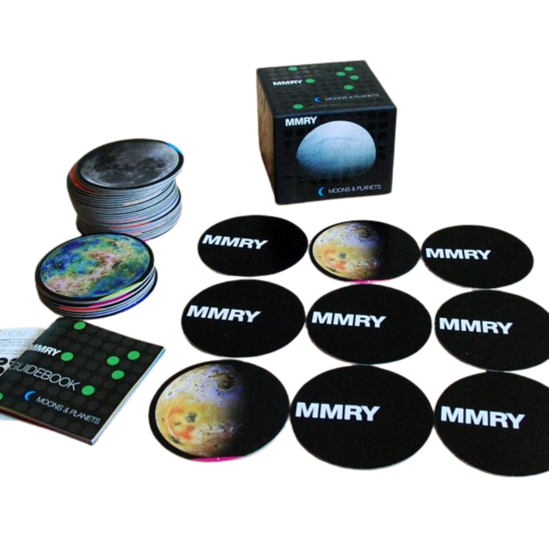 Memory Game - Moons & Planets