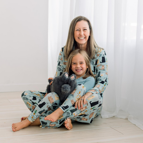 Women's Collared Pajama Set (Long Sleeve) - Spring Sky House Cats