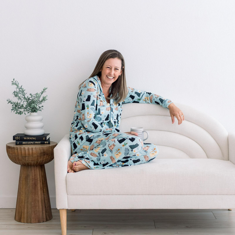 Women's Collared Pajama Set (Long Sleeve) - Spring Sky House Cats