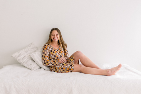 Women's V-Neck Nightshirt (Long Sleeve) - Portabella Cats