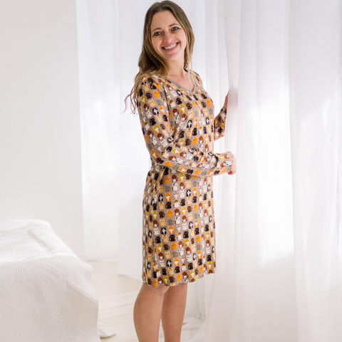 Women's V-Neck Nightshirt (Long Sleeve) - Portabella Cats