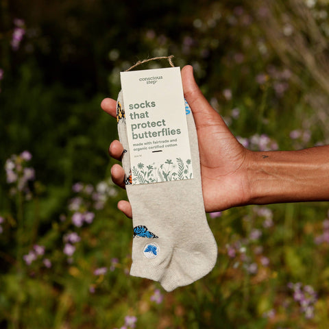 Ankle Socks that Protect Butterflies - Beige