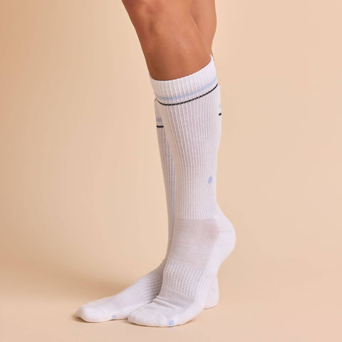Comfort Crew Socks that Support Mental Health - White/Blue (3pk)