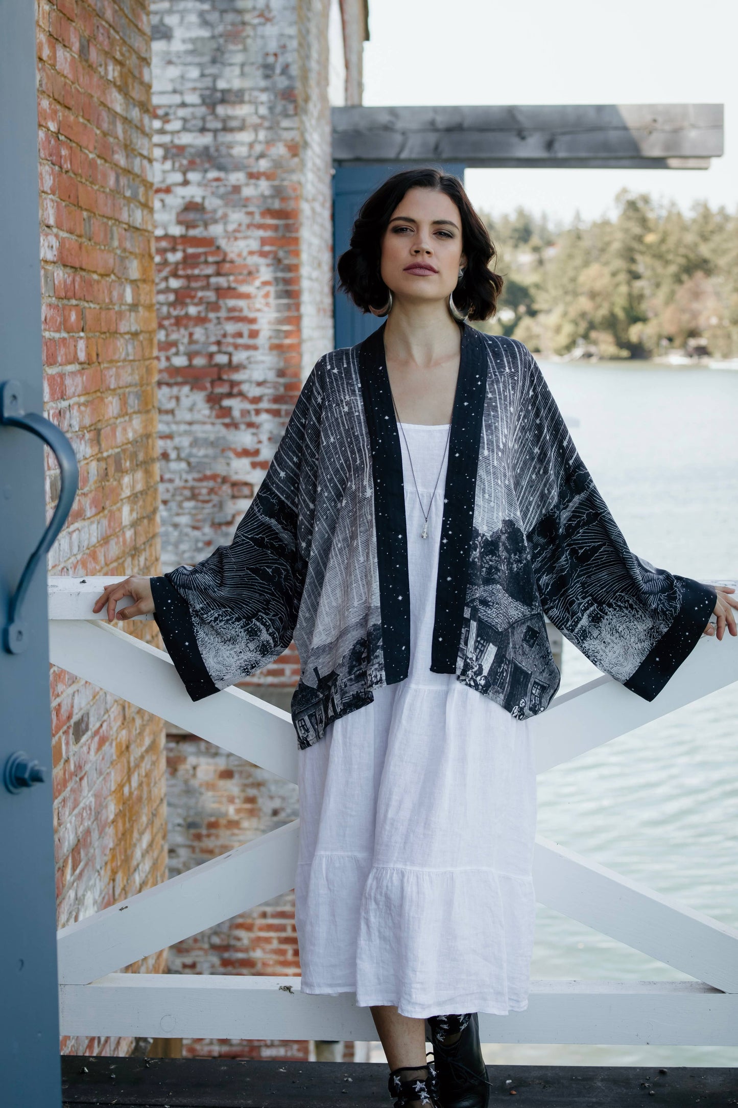 Cropped Bamboo Kimono Cardigan - Stargazer with Falling Stars