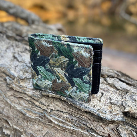 Bifold Wallet - Camoufrogs