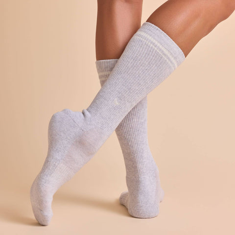 Comfort Crew Socks that Save Farm Animals - White/Maroon/Blue (3pk)