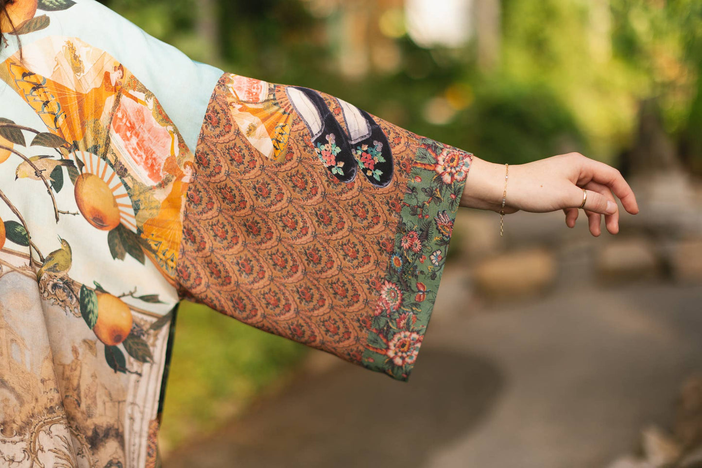 Cropped Bamboo Kimono Cardigan - Secret Garden with Swan