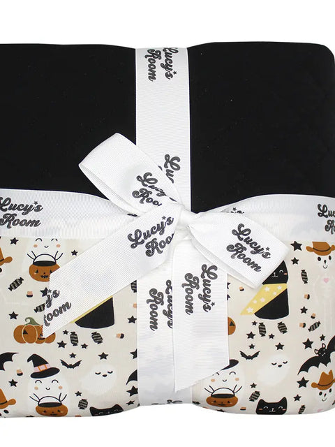 Bamboo Quilt - Spooky Cute Beige