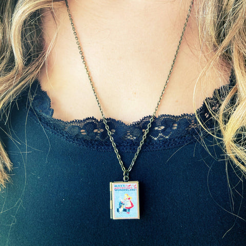 Necklace - Book Locket: Alice In Wonderland Bronze