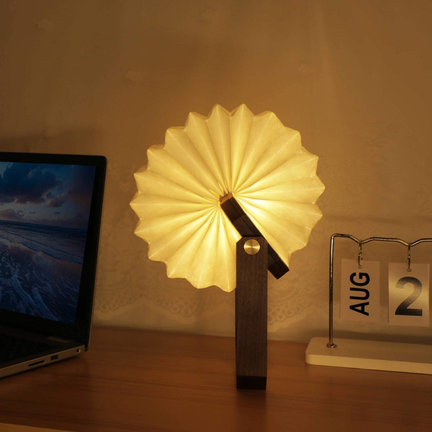 Lamp - Smart Origami Walnut