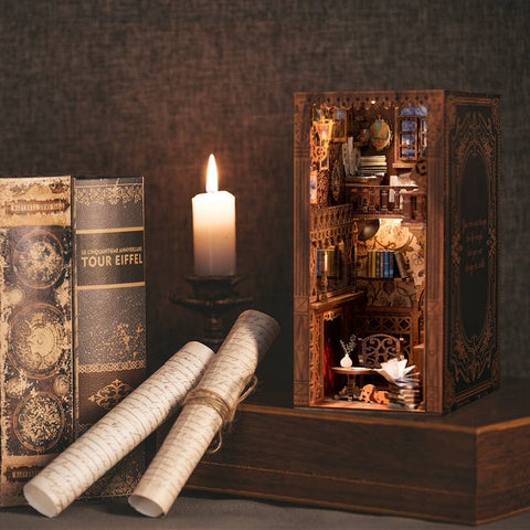 DIY Book Nook Kit - Eternal Bookstore with Dust Cover
