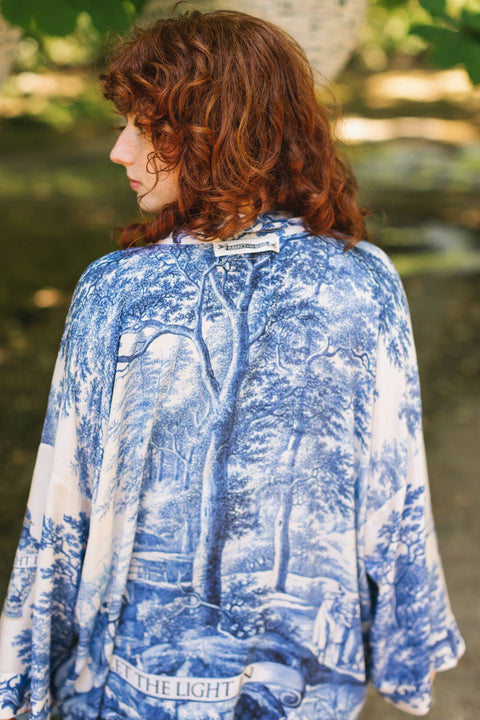 Pixie Duster Cropped Kimono - Let The Light In w/ Delft