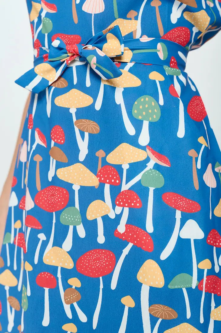 Dress - Vintage Inspired Mushroom Print With Pockets